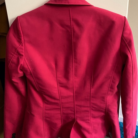 Hot pink blazer from H&M in size 4. - Picture 2 of 2
